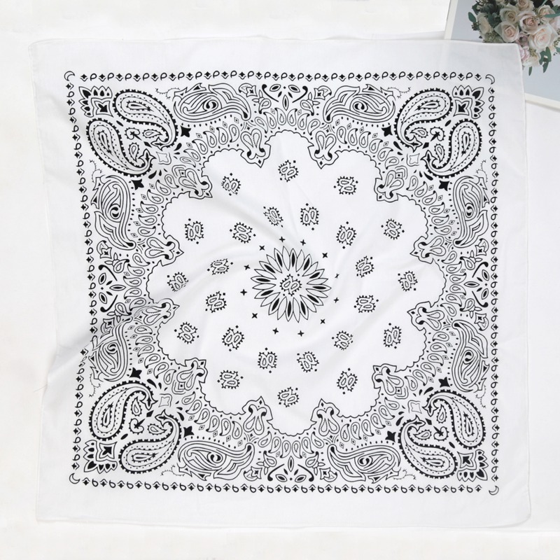 ผ้าพันคอฮิปฮอปลายเพสลีย์สีดำ ข - Bandana Cotton บทวิจารณ์และราคา